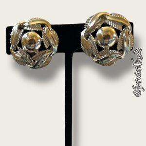 Vintage Coro Clip-On Earrings - Silver Tone Metal